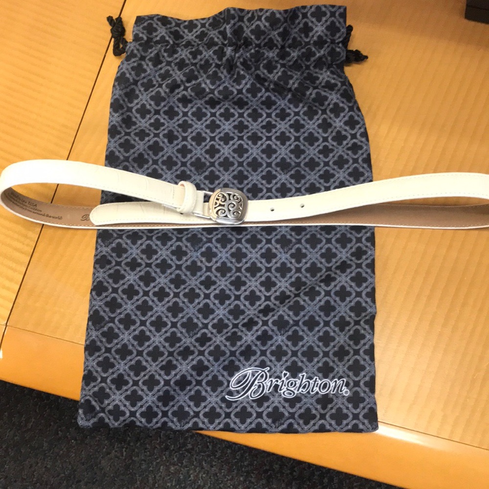 Brighton Size M belt (34)
